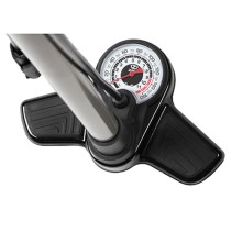 Pompe a pied Zefal profil max fp20 corps et support aciere argent manometre 9bar raccord switch vp-vs avec accessoires