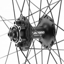 Roue vtt 29" maxx 25 disc avant noir moy Shimano m475 disc (compatible tubeless et tubetype) compatible vae - all terrain