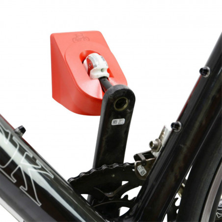 PRESENTOIR-SUPPORT 1 VELO CYCLOC SUPER HERO MURAL NOIR (FIXATION PAR LA PEDALE AUTOMATIQUE ET 2 SUPPORTS ROUES)