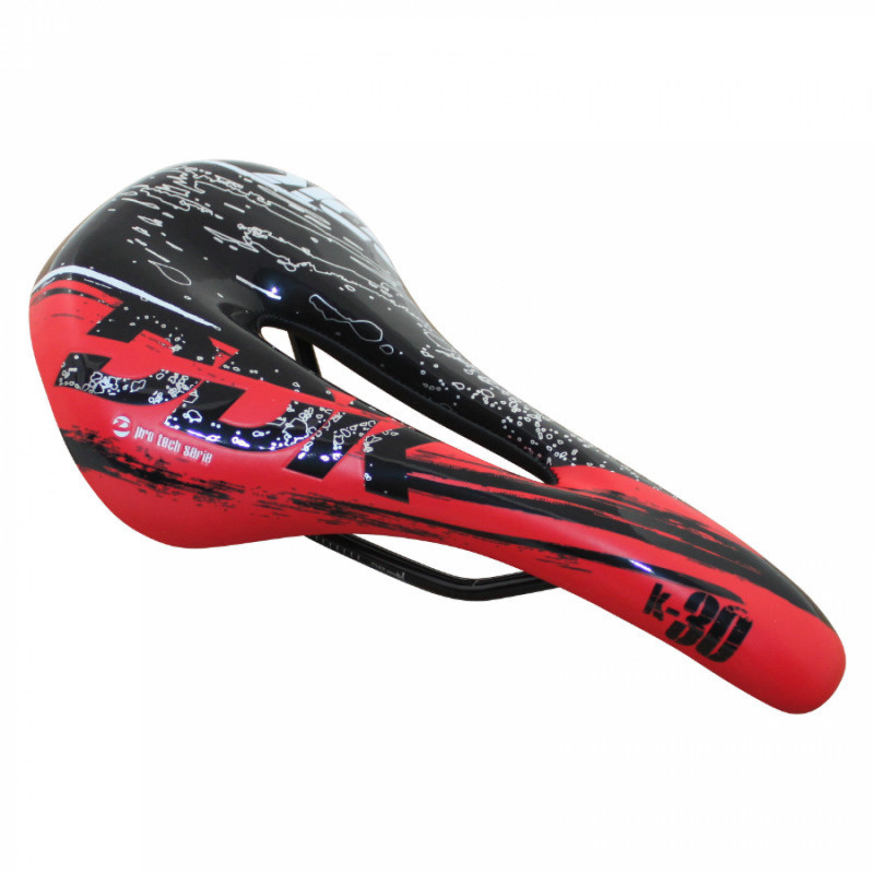 SELLE DDK ROUTE-VTT K30 NOIR-ROUGE AVEC TROU CENTRAL RAIL ACIER NOIR 272x140mm