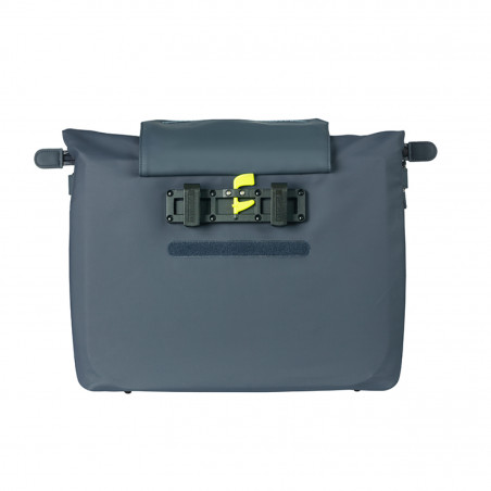SACOCHE BASIL MANHATTAN COMMUTER HOOK-ON 12L IMPERM. BLEU - 8715019184512