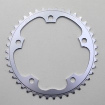 PLATEAU ROUTE 5BRA D.130 STRONGLIGHT DURAL 42DTS INTERIEUR ARGENT TYPE SHIMANO 8-9V.