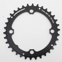 PLATEAU VTT 4BRA D.104 STRONGLIGHT TRIPLE 34DTS MILIEU NOIR ALU - EPAISSEUR 4mm 8-9V.