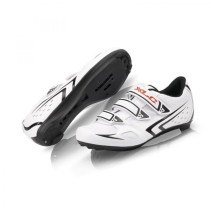 XLC CB-R04 CHAUSSURES ROUTE BLANCHES POINTURE 40 - 2500080200 - 4032191899749