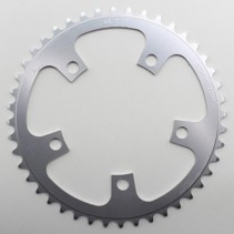 PLATEAU ROUTE 5BRA D.110 STRONGLIGHT DURAL 44DTS INTERIEUR ARGENT TYPE SHIMANO 8-9V.