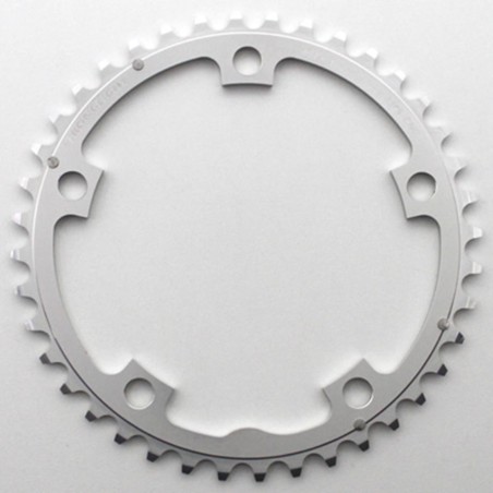 PLATEAU ROUTE 5BRA D.130 STRONGLIGHT 40DTS TRIPLE MILIEU ARGENT ALU 7075 TYPE SHIMANO 9-10V.