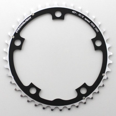 PLATEAU ROUTE 5BRA D.130 STRONGLIGHT 40DTS TRIPLE MILIEU NOIR ALU 7075 TYPE SHIMANO 9-10V.