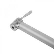 Pompe mini route Zefal road mini alu argent  8bars l230mm vp-vs 117g  pour pneu section 25 à 32mm avec clips fixation