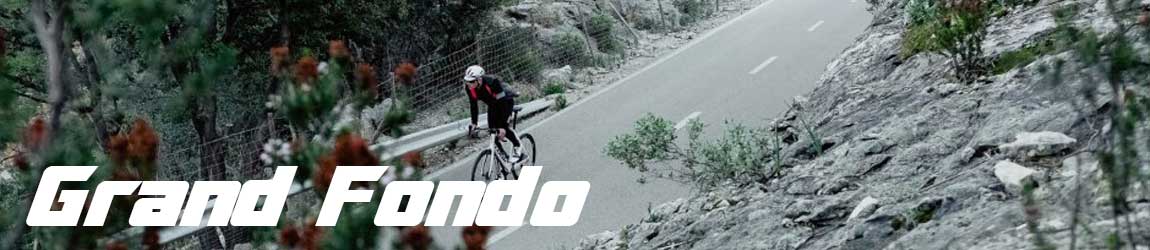 Vélo route en montagne